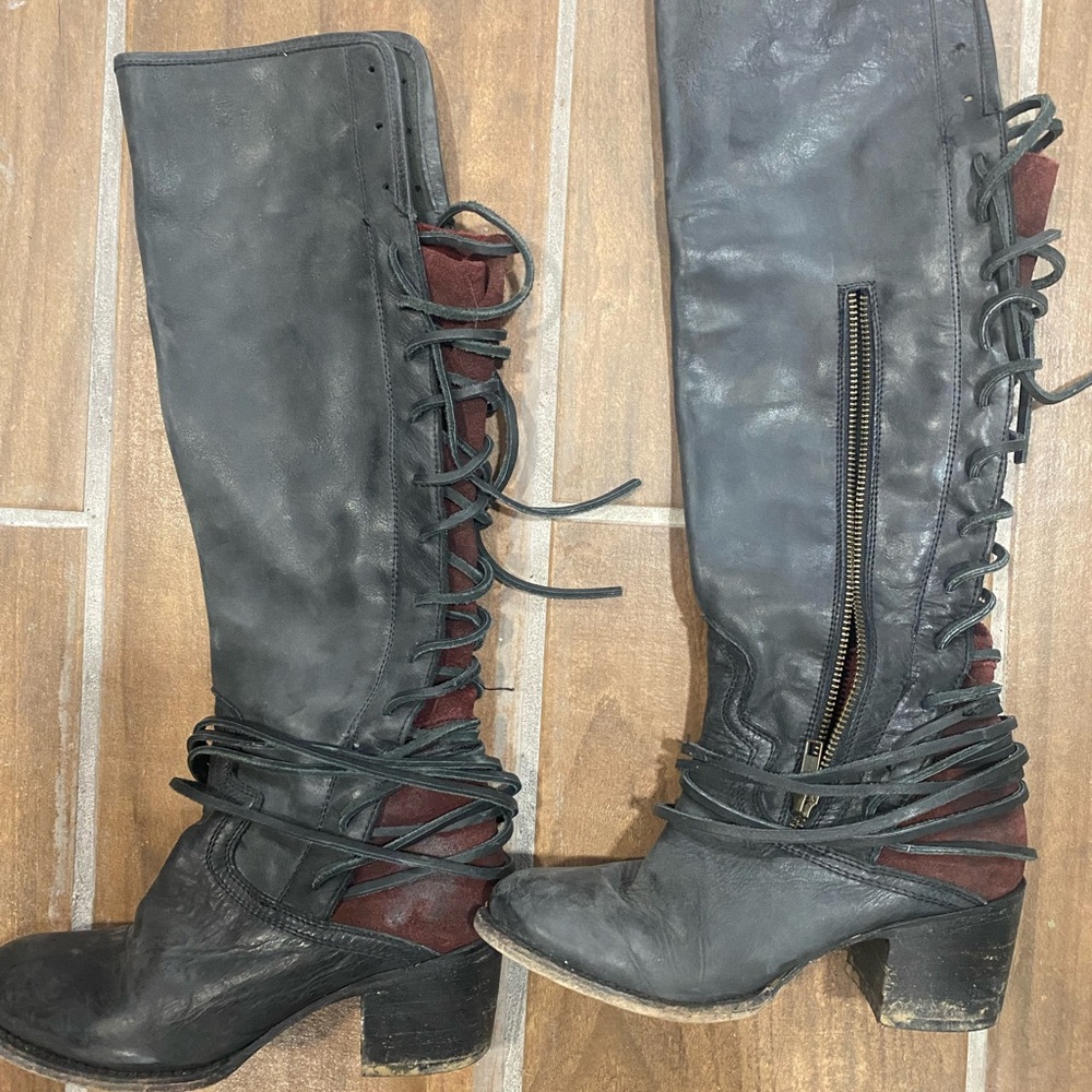 Freebird Coal Boots Size 6 Black